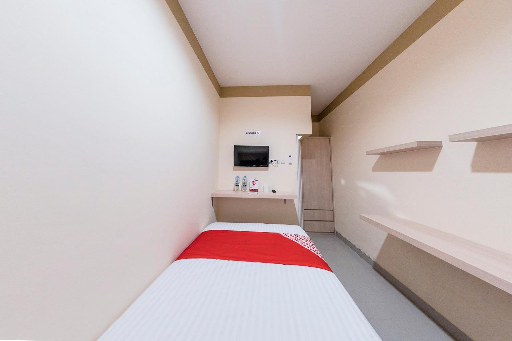 โอโย 478 บัลคอน บิรู เนียร์ อาร์เอสยูดี ซาวาห์ เบซาร์ Hotel จาการ์ตา ภายนอก รูปภาพ